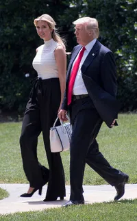 FOTO: Fashion Terbaik Ivanka Trump, Stylish & Cantik Elegan!