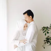 FOTO Fedi Nuril Rayakan Anniversary Pernikahan, Tulis Pesan Manis