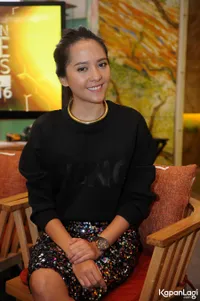 FOTO: Ganteng & Cantiknya Sineas Indonesia di Preskon IMAA 2016