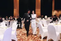 FOTO: Gaya 3 Tahun Pacaran Shaloom & Kevin, Cium - Peluk Mesra