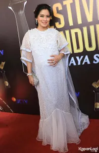 FOTO Gaya Elegan Deretan Aktris Hadiri Festival Film Bandung 2017