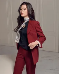 FOTO: Gaya Jun Ji Hyun di Pemotretan Terbarunya, Cantik Classy