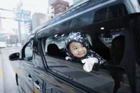 FOTO: Gaya Lucu Nastusha Liburan di Jepang, Imut Menggemaskan!