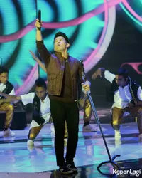 FOTO: Gemerlap Konser NOAH, Sam Bimbo Sukses Kejutkan Ariel