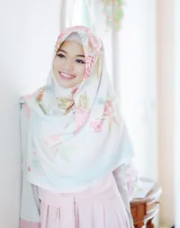 FOTO: Ghaida Tsurayya, Putri AA Gym Yang Manis & Cantik Berhijab