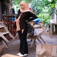 FOTO: Hamil 7 Bulan, Ini Style Keren Bumil Zaskia Adya Mecca