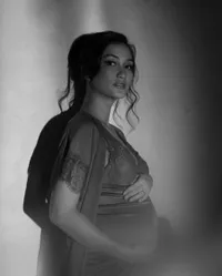 FOTO: Hamil Besar 7 Bulan, Atiqah Hasiholan Gelar Pengajian
