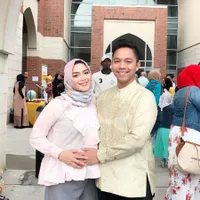 FOTO: Hamil dan Kini Berhijab, Begini Cantiknya Sheza Idris!