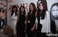 FOTO: Hampir Injak Usia 20, Para Personel Blink Makin Matang