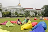 FOTO: Hari Sumpah Pemuda Zaman Now Ala Jokowi, Seru dan Gokil!