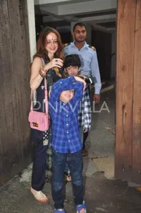 Foto Hrithik Roshan dan Sussanne Khan, Akur 'Berbagi' Anak-Anak