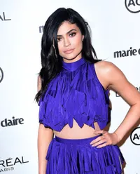 FOTO: Indahnya Mansion Mewah Kylie Jenner Yang Terjual 72 M