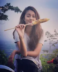 FOTO: Ini Bukti Jika Aurelie Moeremans Memang Cantik Banget!