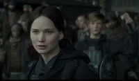FOTO: Ini Perbedaan Film 'MOCKINGJAY PART 2' Dengan Novelnya