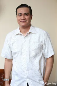 FOTO: Ini Yang Membuat Adjie Pangestu Jatuh Cinta Pada Sang Pacar