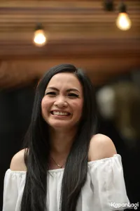 FOTO: Jackline Rossy, Vokalis Baru Cokelat Yang Cantik & Kece!