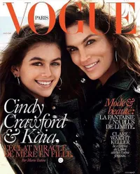 FOTO: Jadi Model Juga, Putra Cindy Crawford Ganteng