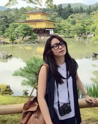 [FOTO] Jelajahi Jepang, Momo Geisha Sukses Jadi Backpacker Yahut!