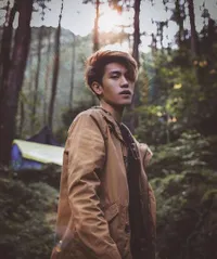 FOTO Julian Jacob, Cowok Ganteng yang Mesra dengan Marion Jola