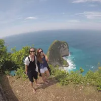 FOTO: Kebersamaan Manis Michelle Joan dan Chris Lauren di Bali