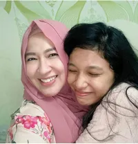 Foto Kebersamaan Okie Agustina dengan Dua Anak Remajanya, Bagai Kakak Adik Sampai Digendong Kiesha
