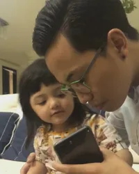 FOTO: Kedekatan Arsy Dengan Pacar Aurel, Bagai Dunia Milik Berdua