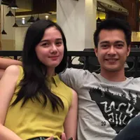 FOTO: Kemesraan Eza Gionino dan pacar baru, Bikin Hati Fans Remuk