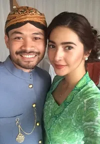 FOTO: Kemesraan Nabila Syakieb & Suaminya Ini Sukses Bikin Baper!