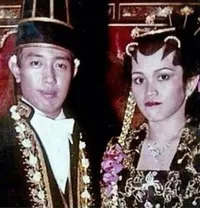 Foto Kenangan Indro Warkop dan Mendiang Istri, 3 Tahun Ditinggal Tetap Setia - Sering Minta Dipeluk Dalam Mimpi Saat Kangen