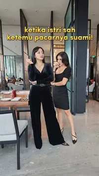 Foto Ketika Ussy Sulistiawaty Bertemu 'Pacar' Andhika Pratama, Tetap Akur Meski Istri Sah Ngaku Insecure