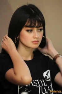FOTO: Kimberly Ryder Ungkap Penyesalan Mendalam Soal Eza Gionino