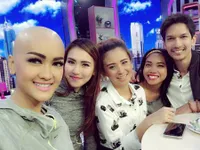 FOTO: Kini Tampil Gundul, Ini Sederetan Wig Cantik Julia Perez