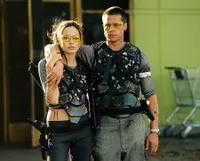 Kisah Cinta Jolie & Brad Pitt, Dari Isu Selingkuh - Jadi Mantan