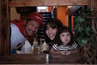 FOTO: Kocak! Begini Pose Lucu Baby Gempi Pakai Helm dan Jas Hujan