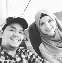 FOTO: Kompak, Indra Bekti-Aldila Jelita Berbisnis Fashion Bareng