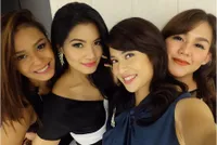 FOTO: Kompak! Saat Genk Cinta Dinner Bareng Bawa Pasangan