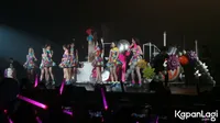 FOTO: Konser SNSD di Jakarta, Cincin Raksasa & Pamer Kaki Ramping