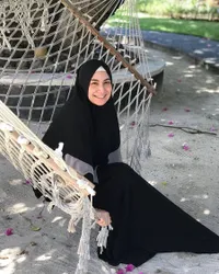 FOTO: Lama Tak Muncul di TV, Kabar Siti Anizah Yang Kini Berhijab