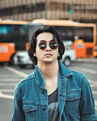 FOTO: Lama Tak Terlihat, Begini Penampilan Dimas Andrean Sekarang