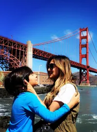 FOTO: Latih, Si Bule Ganteng Anak Tia Azhari Yang Jarang Diekspos