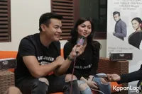 FOTO: Launching Bisnis Kue, Ariel Tatum Cerita Diberi Kado Panci