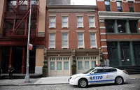 FOTO: Lebar 7 Meter, Taylor Swift Beli Rumah Baru Seharga 243 M