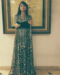 FOTO: Lebaran Perdana Acha Septriasa Bareng Suami di Australia