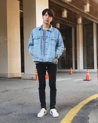 FOTO: Lee Min Ki Sering Pasang Wajah Tanpa Ekspresi, Tetap Keren