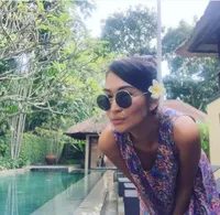 FOTO: Liburan Anneke Jodi di Bali, Santai Bareng Adik Tercinta