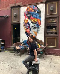 FOTO: Liburan ke Amerika, Cut Keke Pamer Style Casual Tapi Cantik