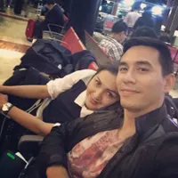 FOTO: Liburan ke Barcelona, Donna Agnesia - Darius Bak Bulan Madu