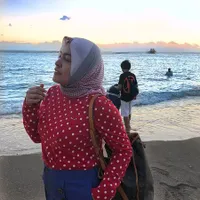 FOTO Liburan Keluarga Uya Kuya ke Lombok, Seru Snorkeling di Laut