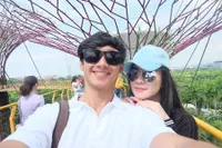 FOTO: Liburan Seru Caesar Hito & Felicya Angelista di Singapura