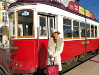 FOTO: Potret Liburan Seru dan Cantik Ala Shanty di Portugal